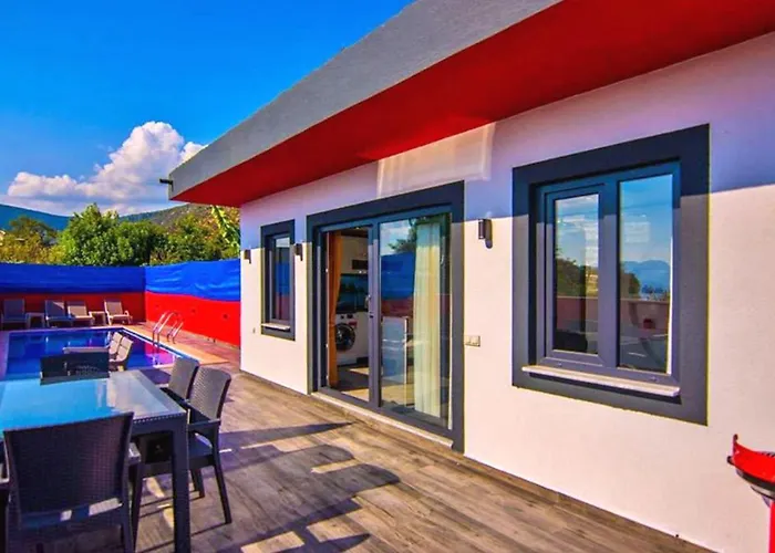 2 Bedroom With Private Pool In Uzumlu