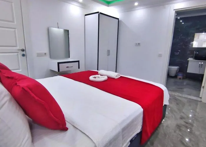 2 Bedroom With Private Pool In Uzumlu